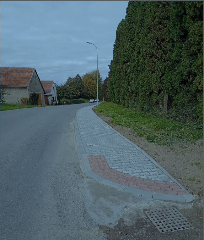 Fotografie k projektu Modernizace chodníku v Bohuňovicích