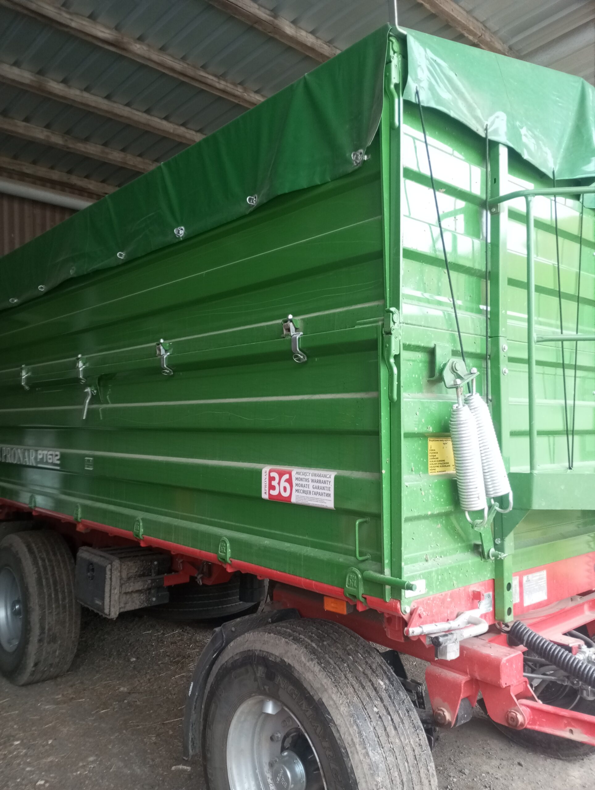 Fotografie k projektu Pořízení zemědělské techniky - valník a šnekový dopravník